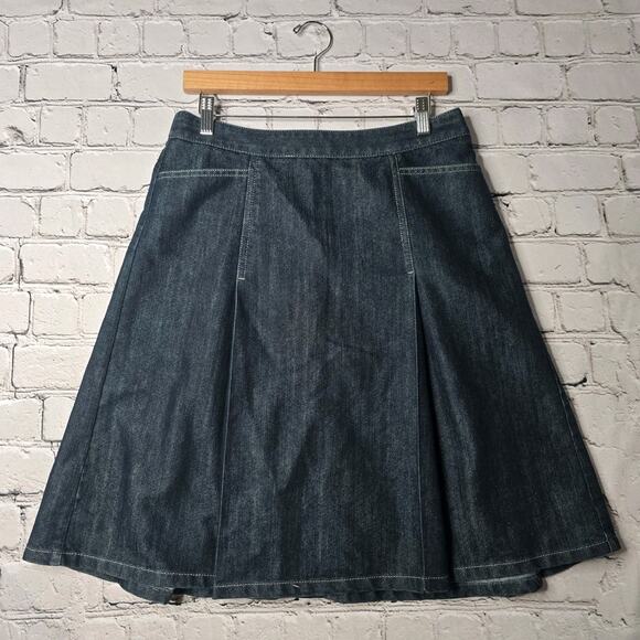 Ann Taylor Knee Length Dark Denim A-Line Pleated Skirt Size 8 - Picture 1 of 10